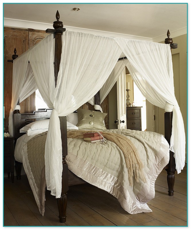 4 Poster Bed With Canopy