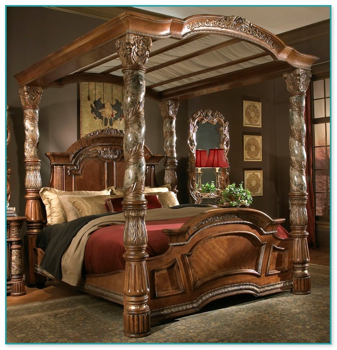 Gorgeous Four Poster Bed Canopy Frame