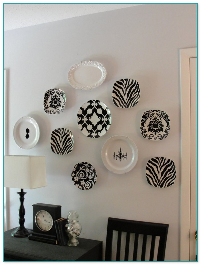 Black And White Decorative Wall Plates