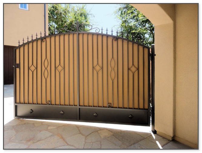 Gate Covers For Privacy