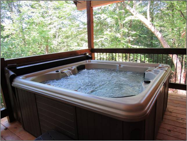 Cabin In Hocking Hills With Hot Tub