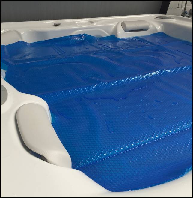 Floating Thermal Hot Tub Covers