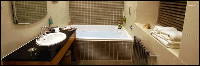 Hot Tub Bathroom Hotels