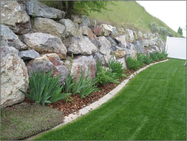 Landscape Design With Rock Walls