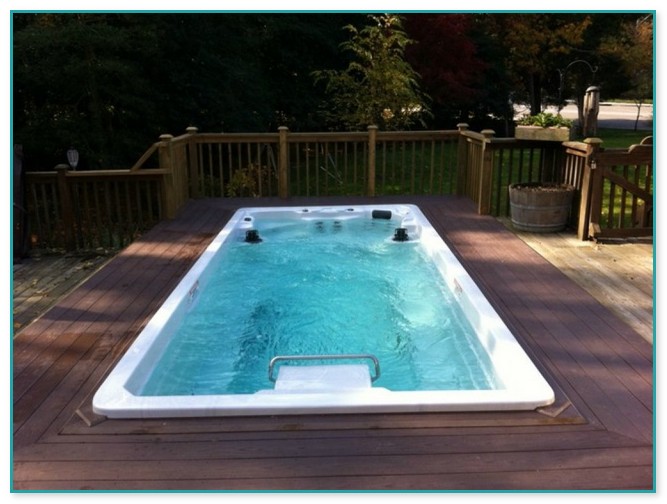 Large Hot Tubs And Spas