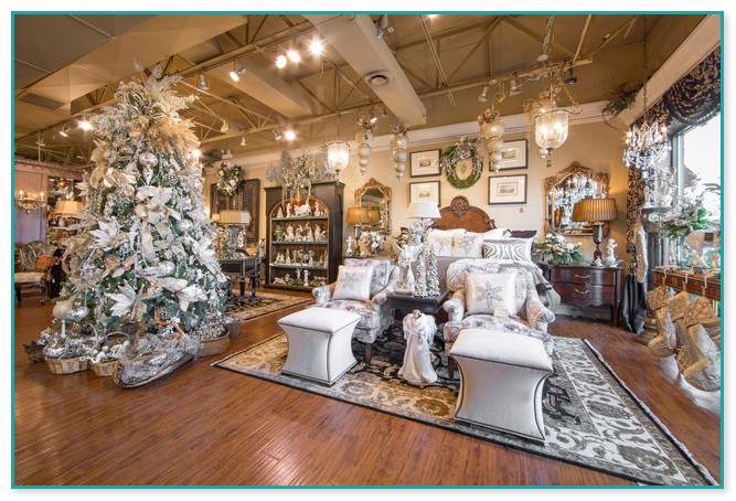 Luxury Homes Decorated For Christmas