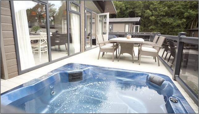 Luxury Lodges With Hot Tubs For Sale