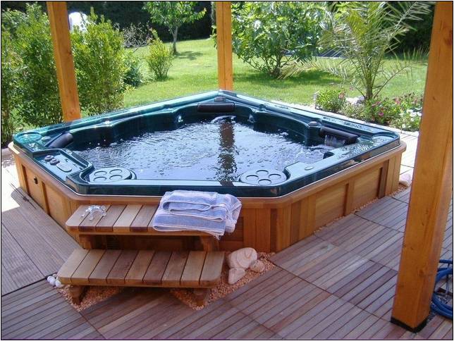 Outdoor Jacuzzi Hot Tub Prices
