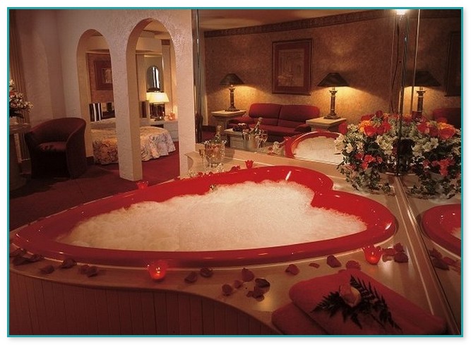 Poconos Hotel With Hot Tub In Room