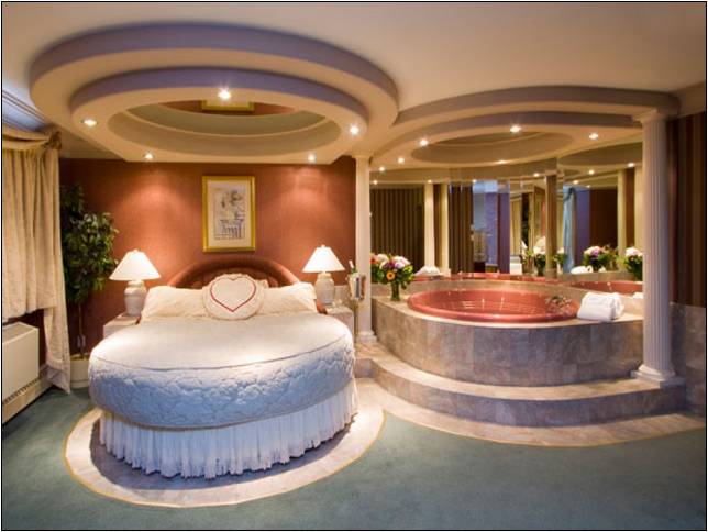 Romantic Hotel Rooms With Hot Tubs